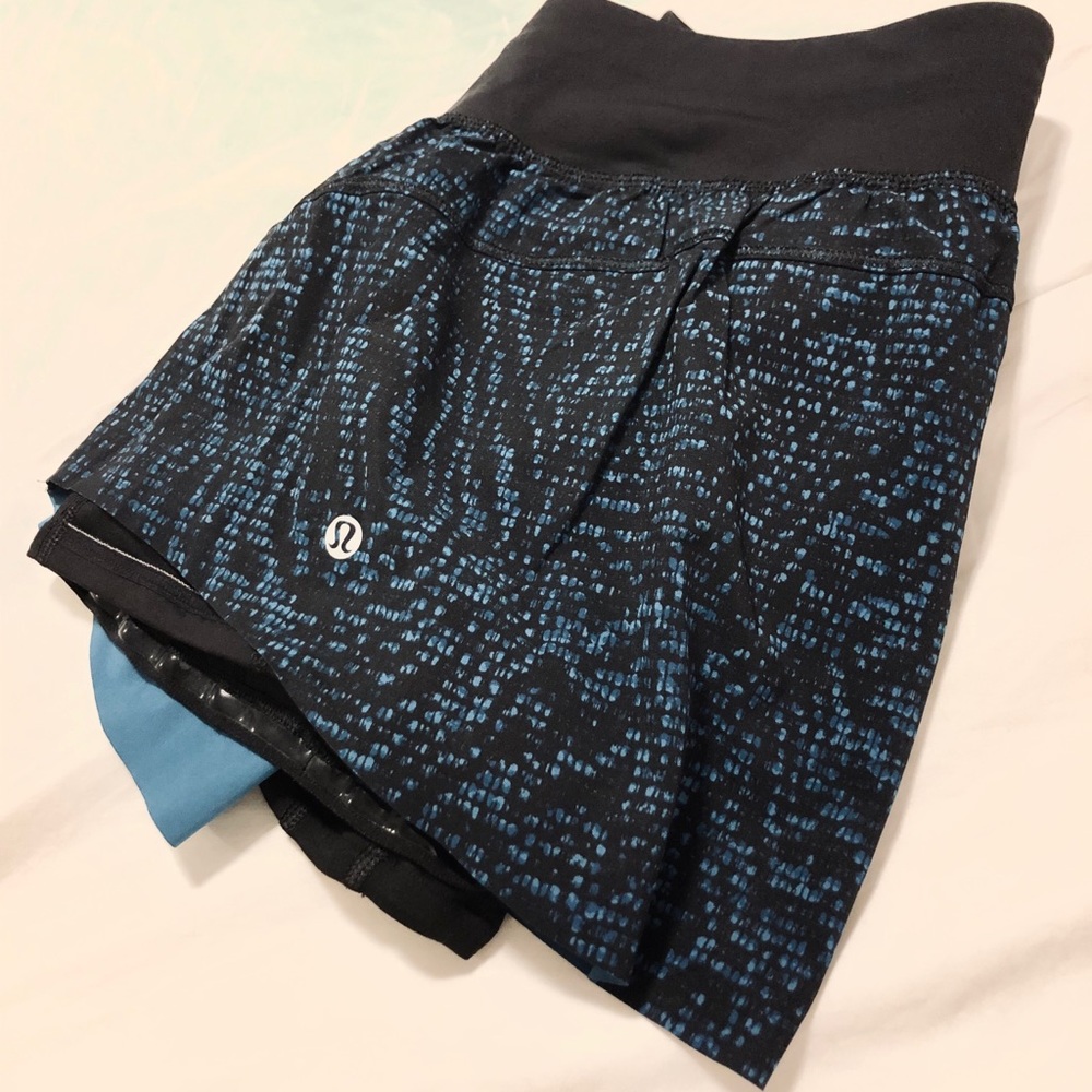Lululemon Quick Pace Skirt (13") Size 4